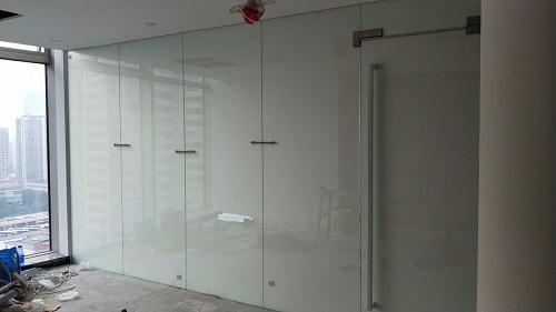 平價的電控玻璃電話咨詢